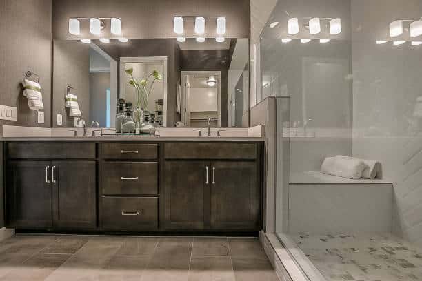 Luxury bathroom renovation Montreal - CCC licensed contractor